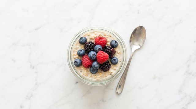 Overnight Oats met Bosvruchten